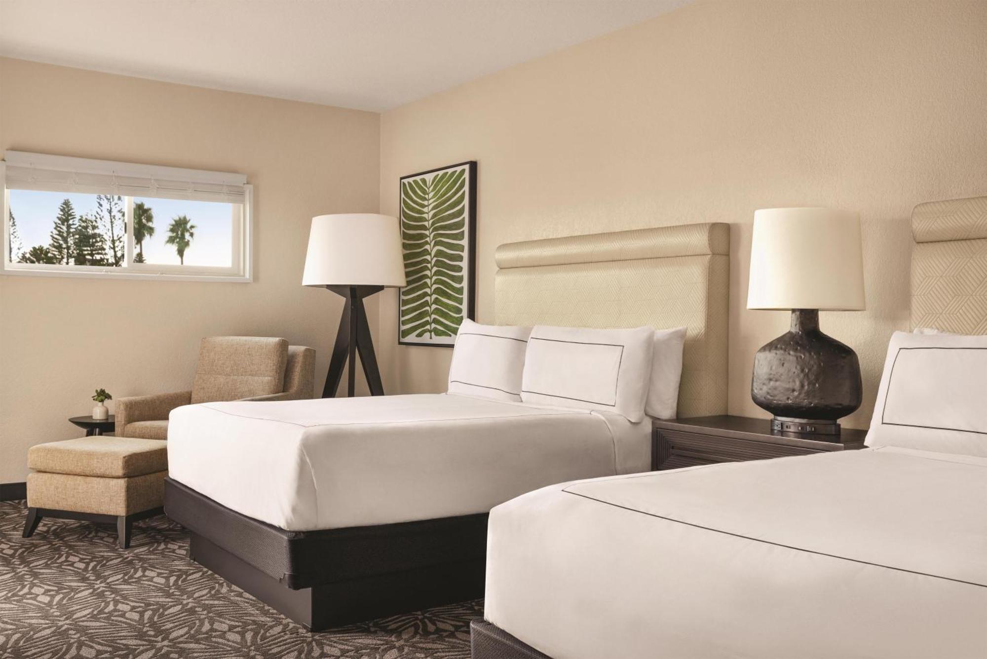 Queen Suite with Two Queen Beds - Ocean View - Non-Smoking