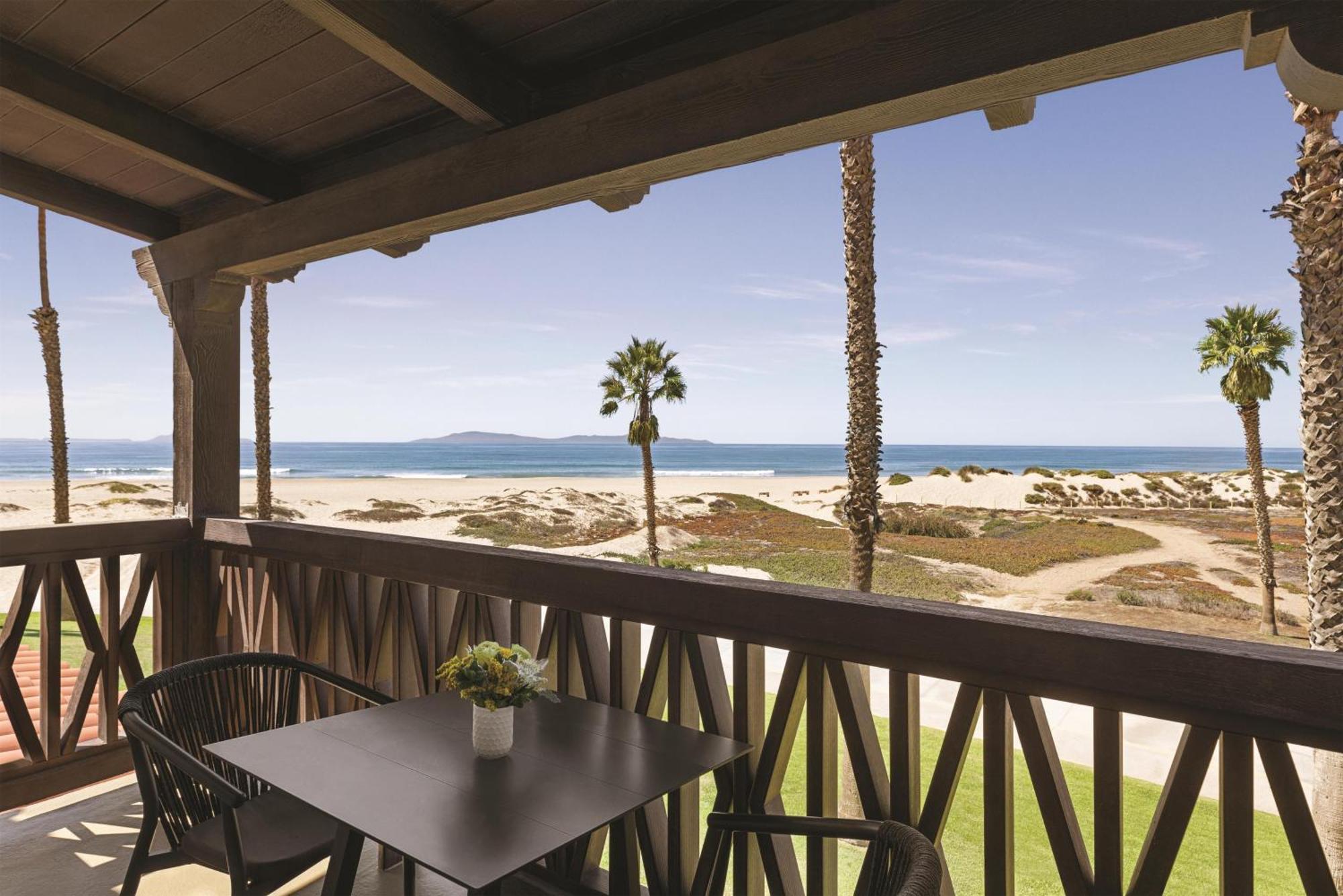 King Suite with Ocean View - Non-Smoking