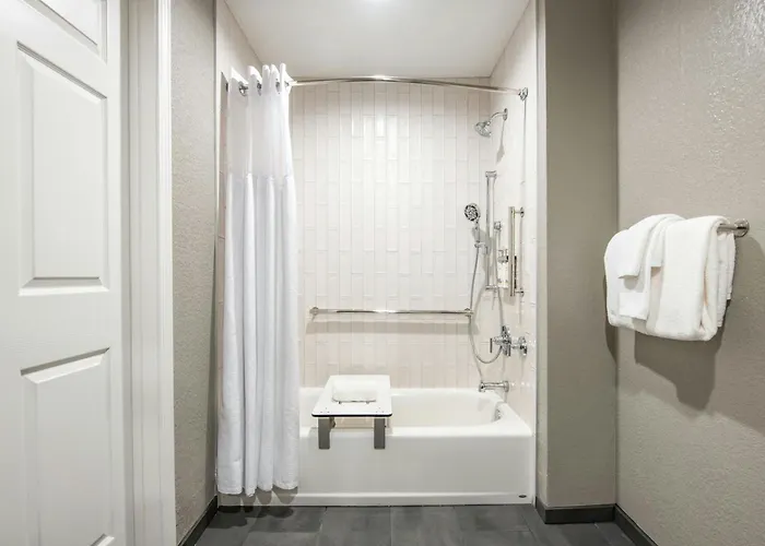 Staybridge Suites Oxnard - River Ridge By Ihg